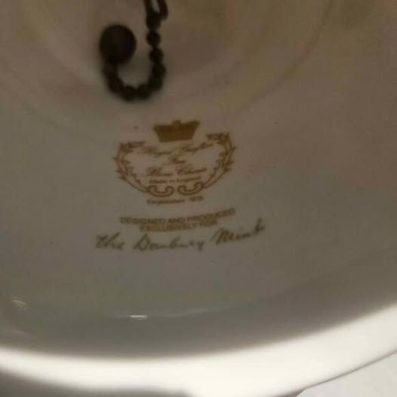 Danbury Mint Royal Graphton Bone China Decorative Bell - Picture 4 of 5